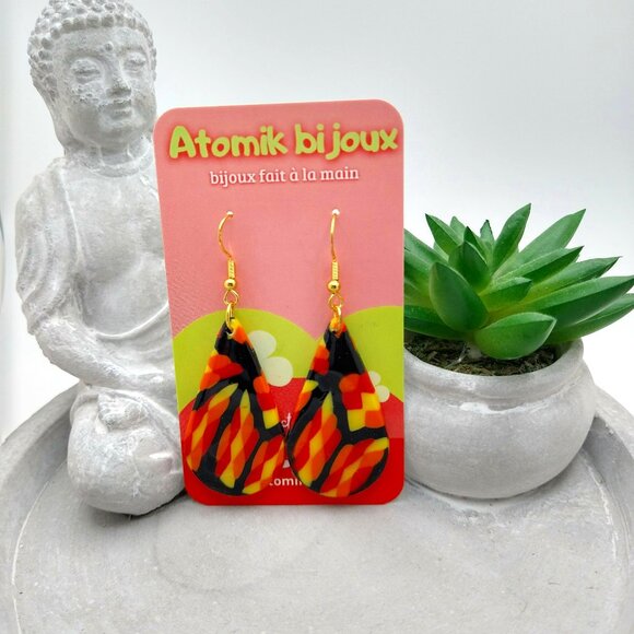 Handmade black, yellow, red and orange polymer clay earrings. Boucles d'oreilles - Picture 2 of 6